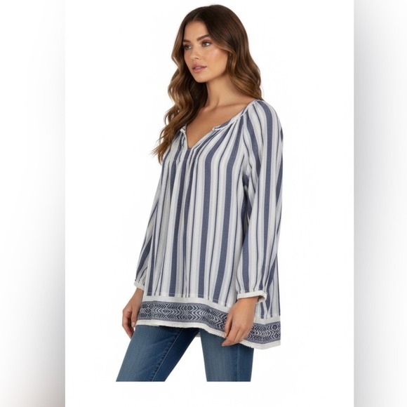 dylan Tops - Dylan Tops Womens Small Notched Airy‎ Blue White Embroidered Trim Boho